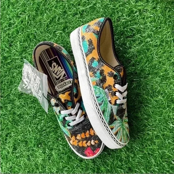 Vans Authentic Crayola Van Doren - Picture 6 of 8